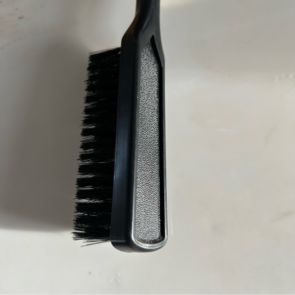 Vintage Horse Head Wooden Handle Brush - Picture 5 of 6